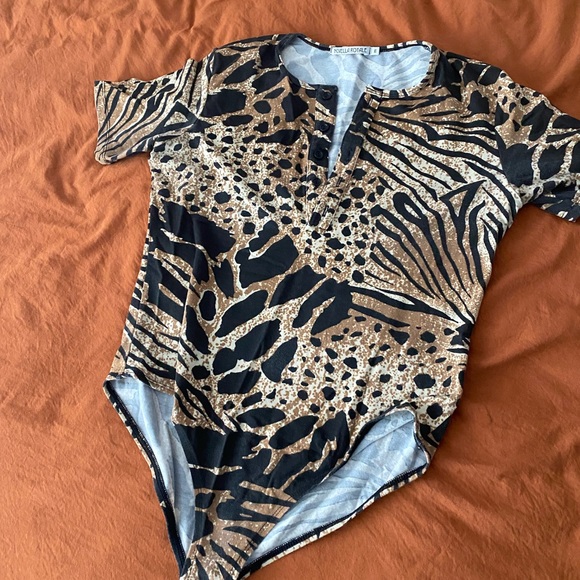 Novella Royale bodysuit - Picture 1 of 4